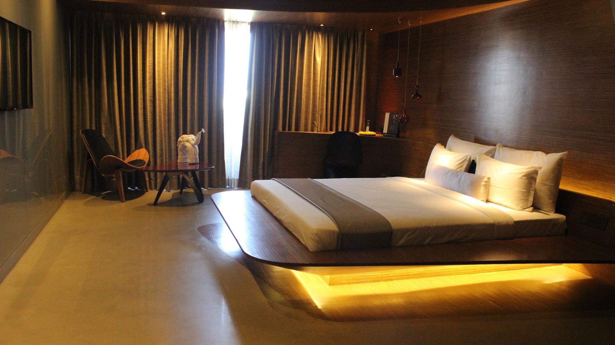 Design Hotel Chennai By Justa Экстерьер фото